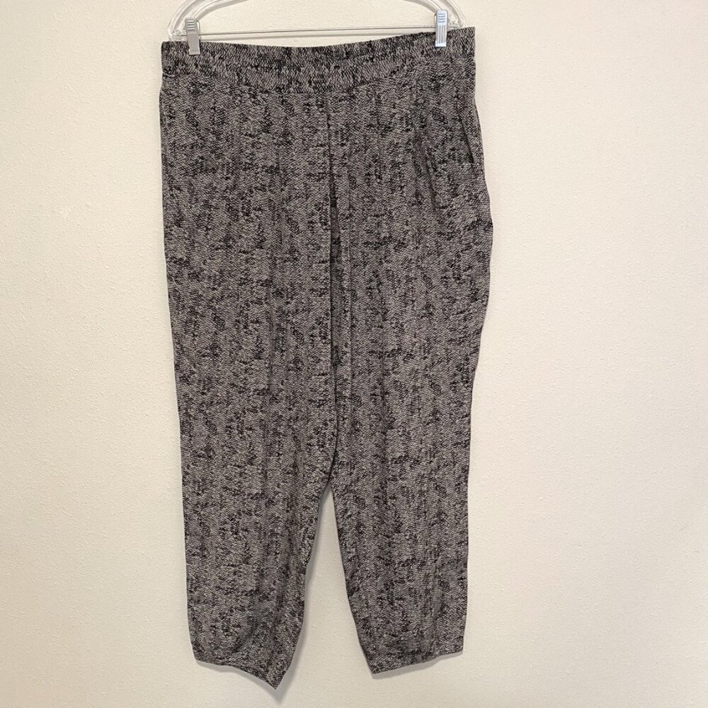 EILEEN FISHER Gray And Black Roadster Print Slouchy Silk Ankle Pant SZ Large